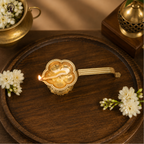 Aarti Diya with Handle | 6 Inch
