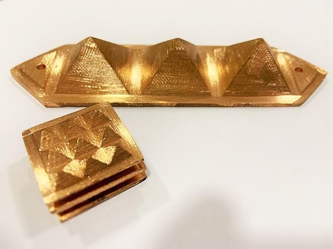 Pyramid Strip for Space Division