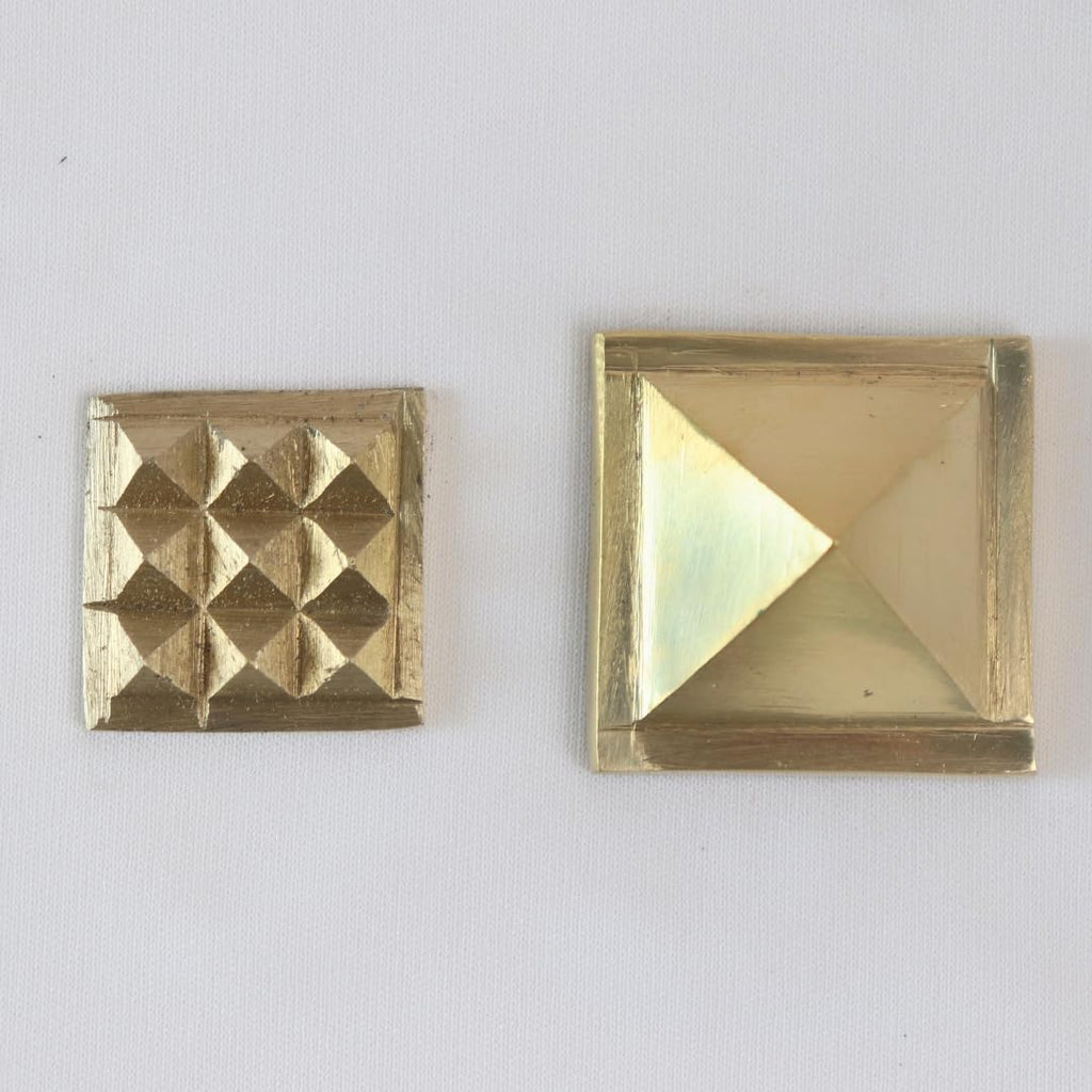 Brass Pyramid Vastu | 1.5 Inch |