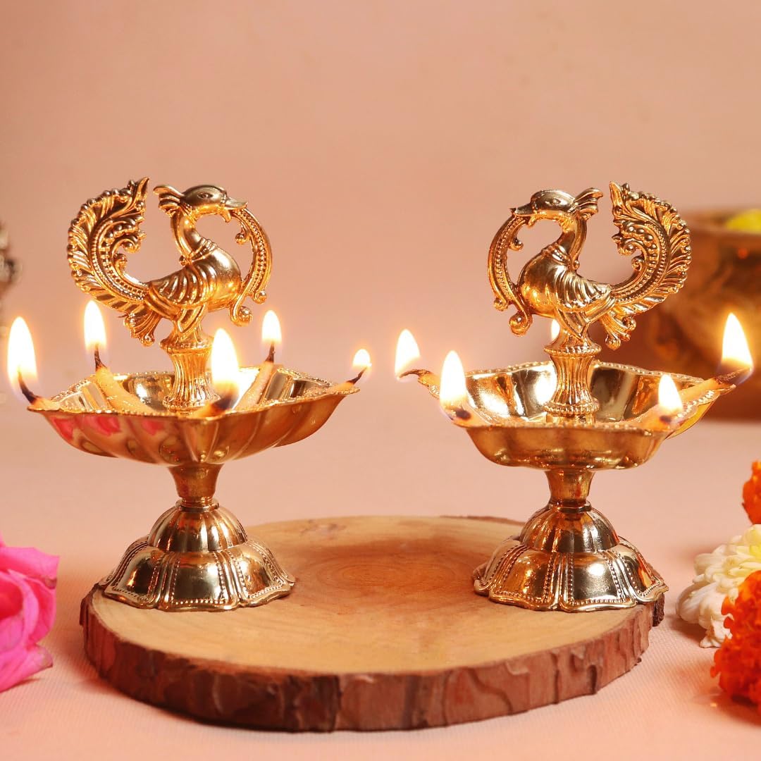 Peacock Diya | Pack of 2 | Design Brass Diya | Kuthu Vilakku | 3 Inch | for Diwali |