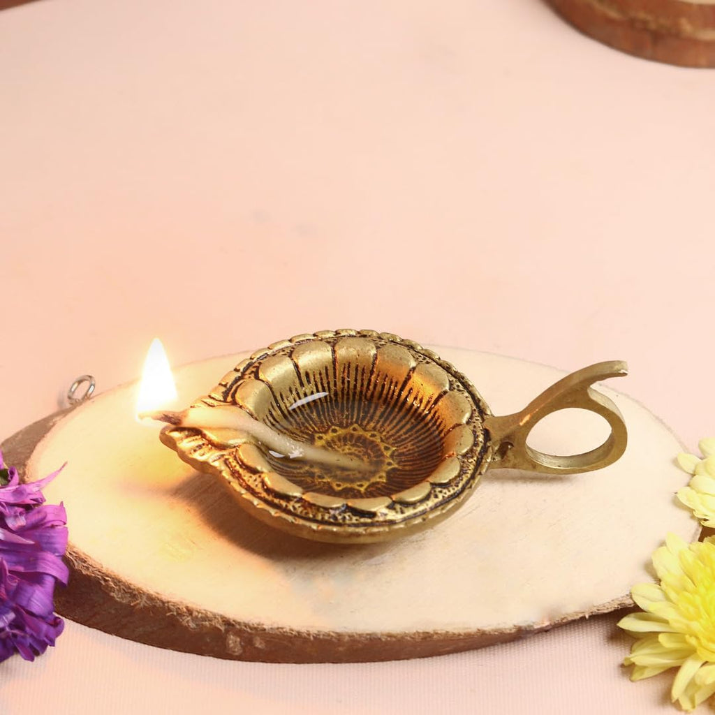 Brass Pooja Diya with Handle | 3.5 Inch | Stand for Pooja |  Kerala Style Oil Lamp |