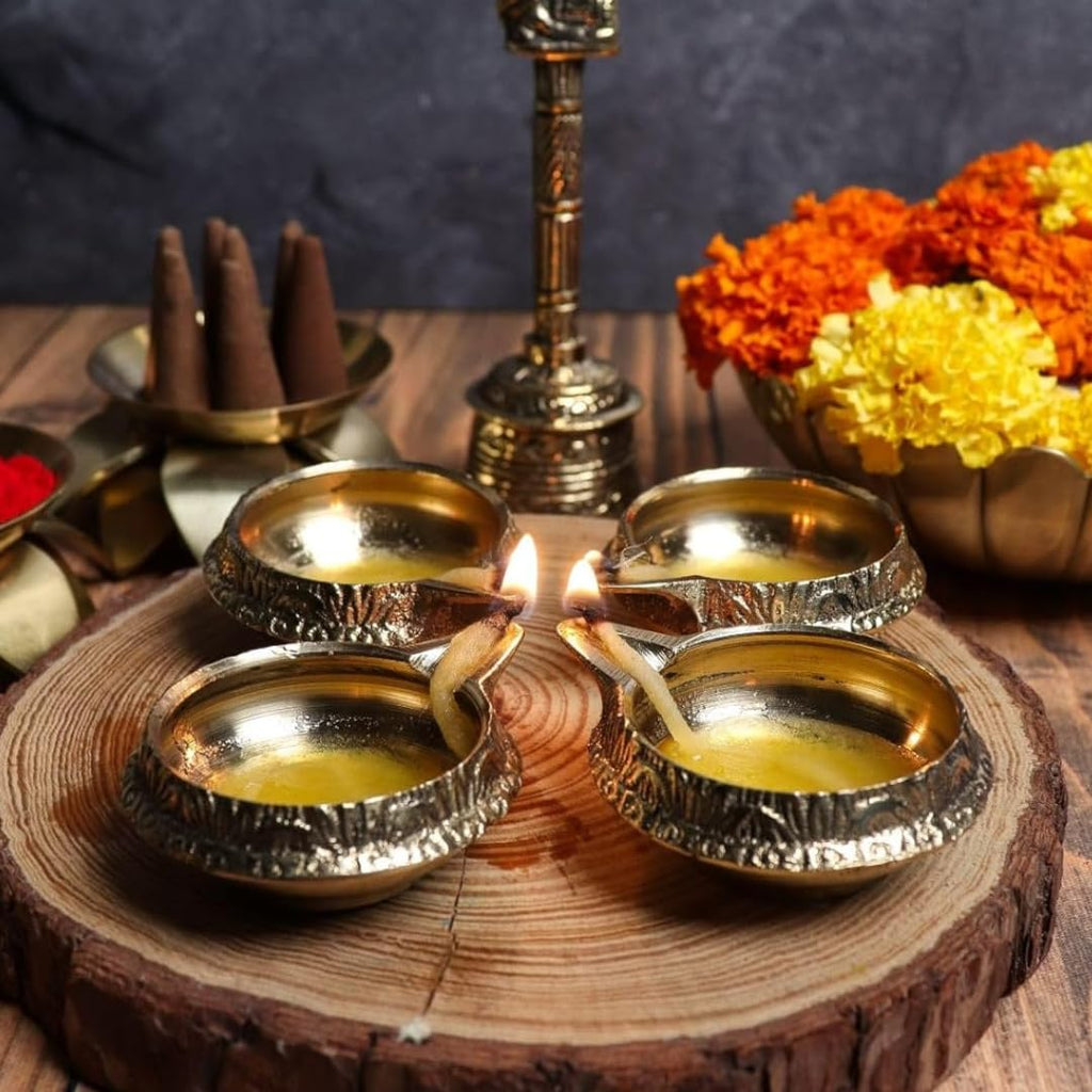 Brass Diya for Pooja | 2.5 Inch - Set of 4 | Kerala Kuthu Vilakku | Deepam Kundulu | Diwali |