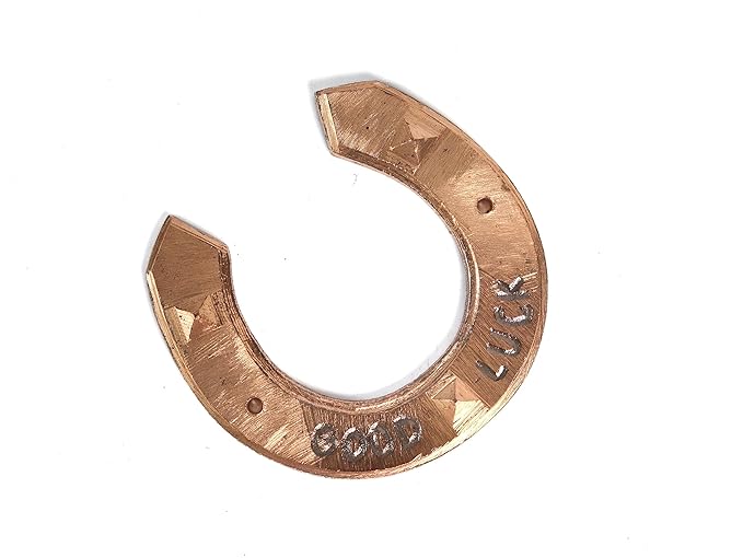 Goodluck Copper Pyramid Horse Shoe (घोड़े की नाल)