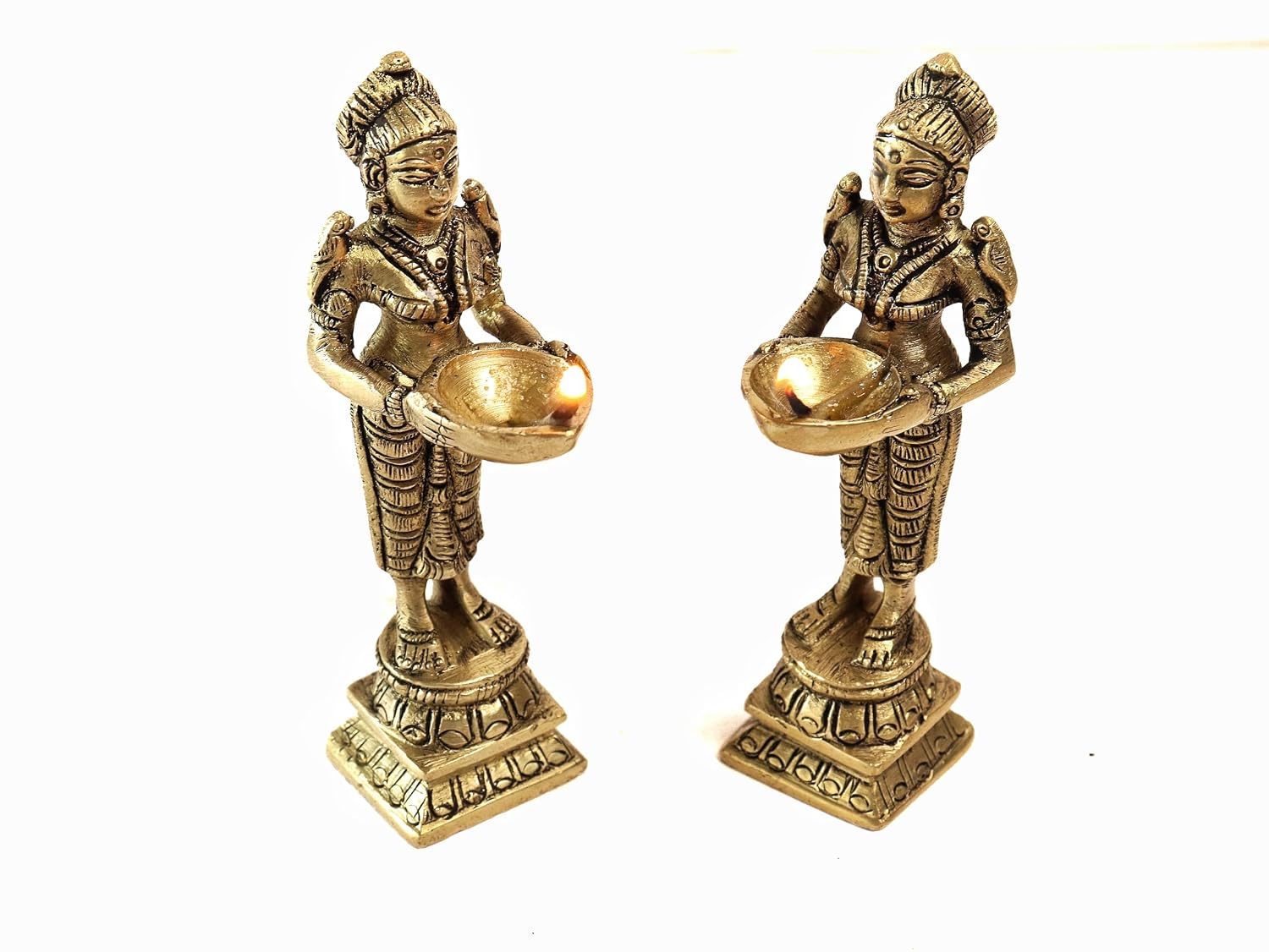 Brass Deepalakshmi Lady Diya | Laxmi Vilakku |  4 Inch | Welcome Stand | 1 Pcs |