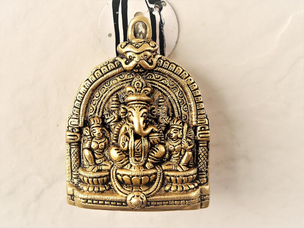 Ganpati with Riddhi Siddhi Wall Hanging - 4 Inch